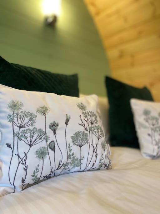 Seaview Lodges At Torlinnhe ฟอร์ตวิลเลียม ภายนอก รูปภาพ